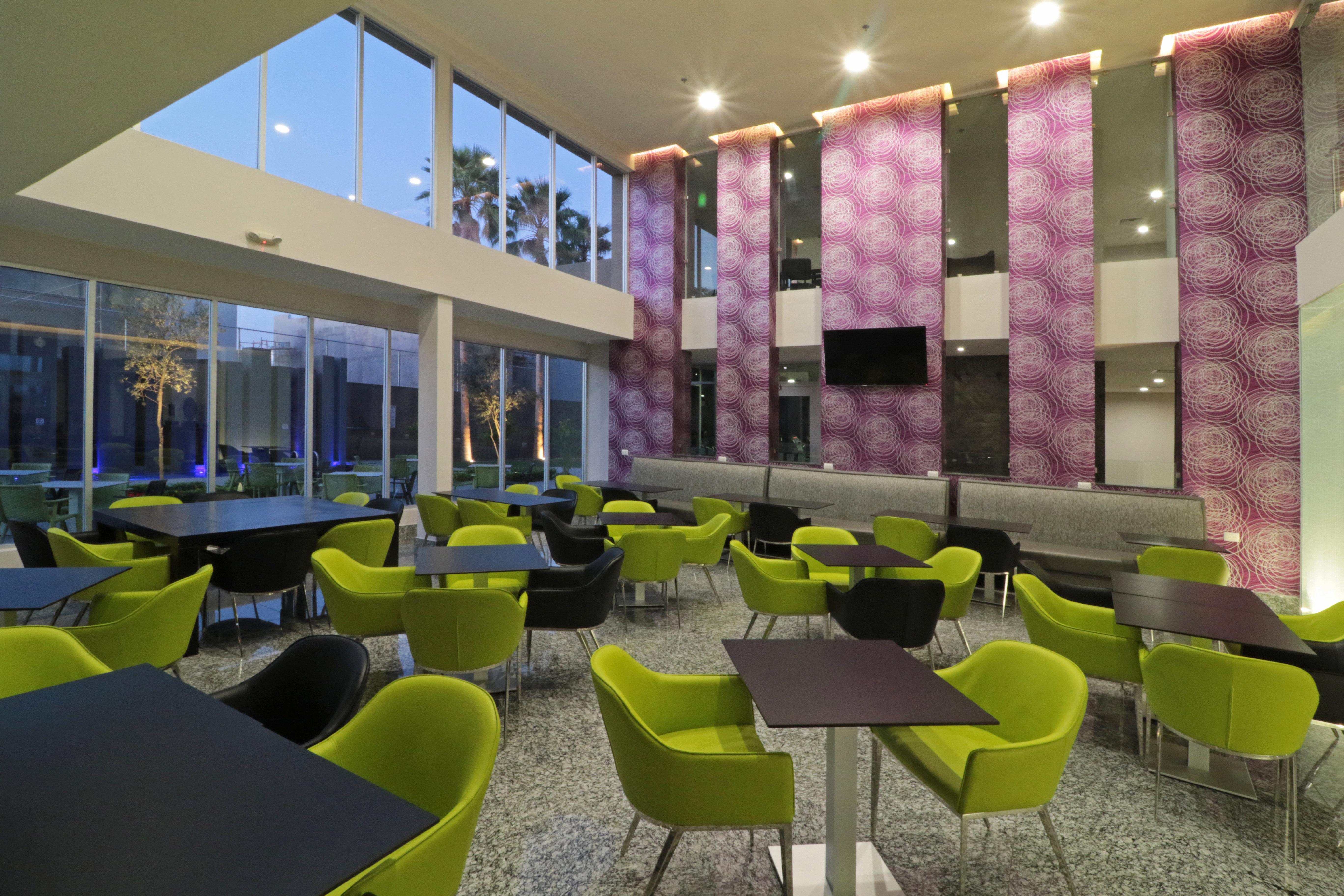 Holiday Inn Express Hotel & Suites Hermosillo By Ihg Bagian luar foto