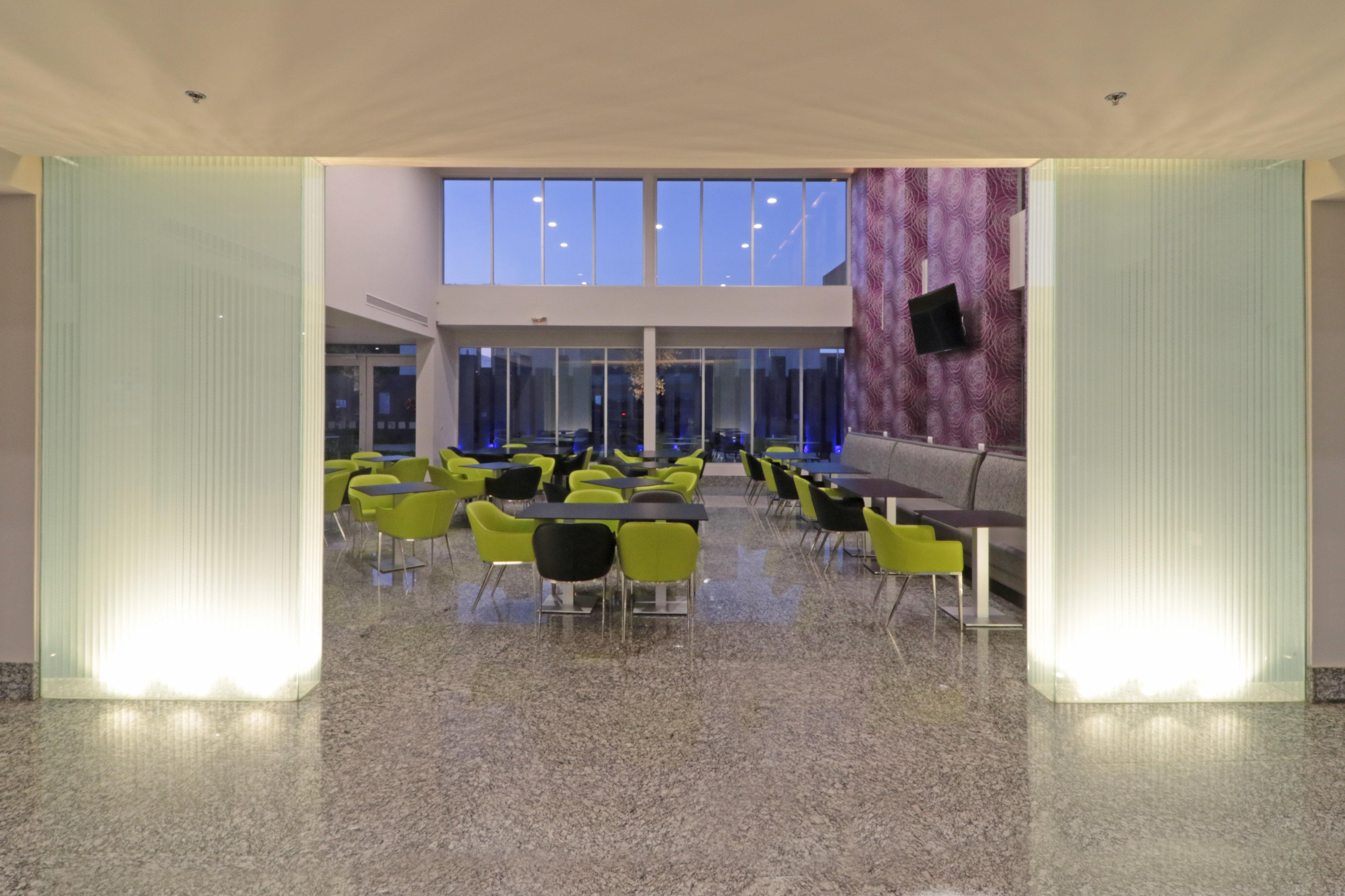 Holiday Inn Express Hotel & Suites Hermosillo By Ihg Bagian luar foto