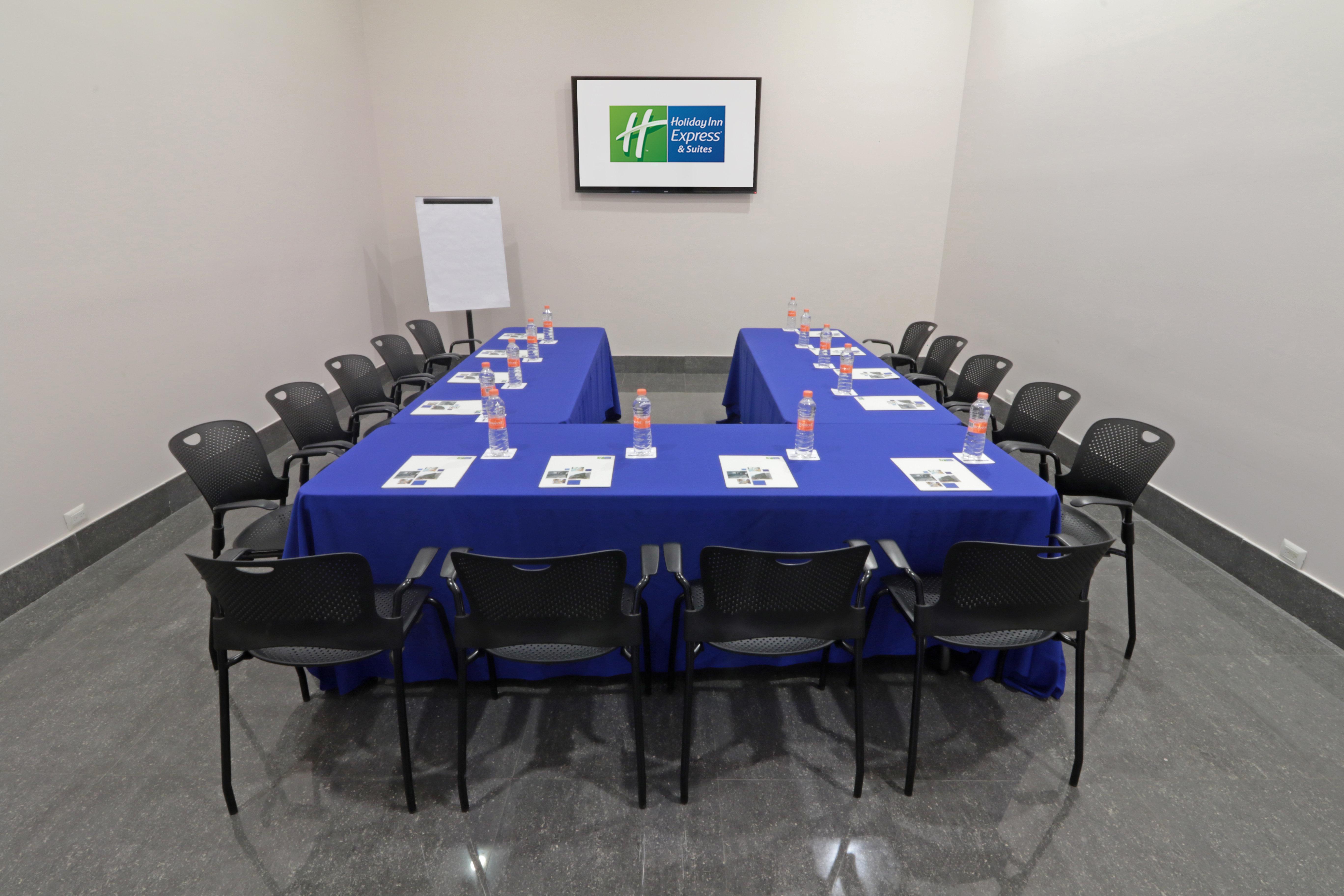 Holiday Inn Express Hotel & Suites Hermosillo By Ihg Bagian luar foto